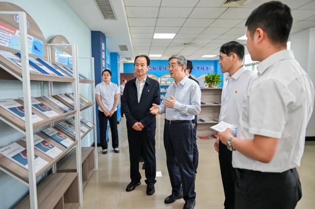 赵建泽到霍州煤电干河矿调研 李争春汇报工作