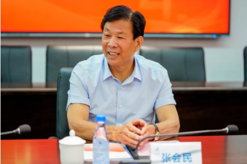 山西宏达钢铁集团董事长张会民一行赴厦门信达就深化战略合作交流座谈