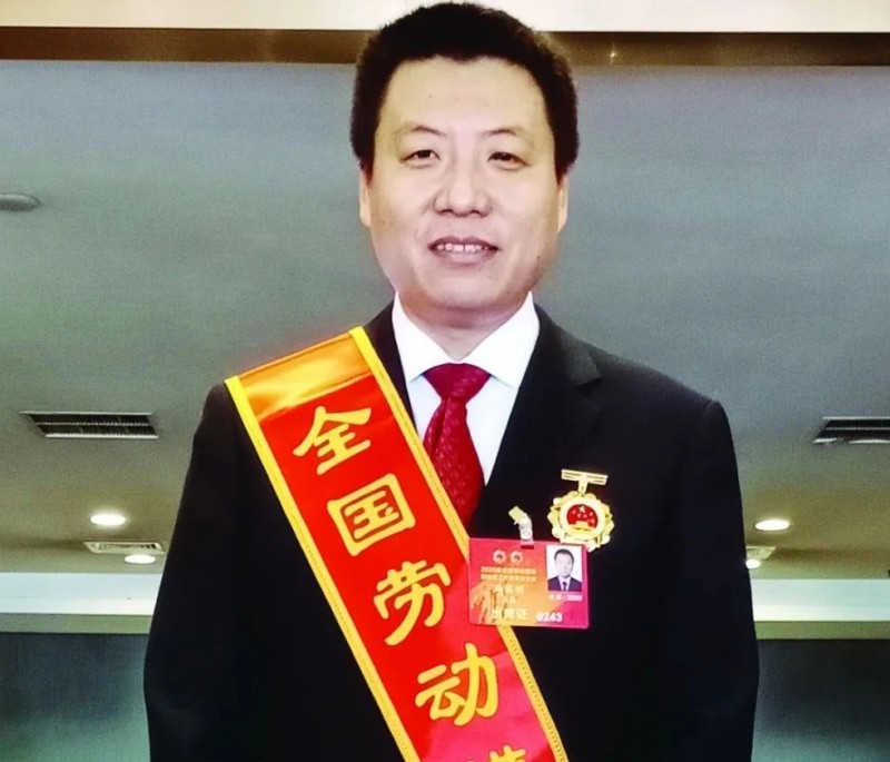 山西西山煤电股份有限公司镇城底矿通风区安全仪器检测工（创新工作室主任）马黎明