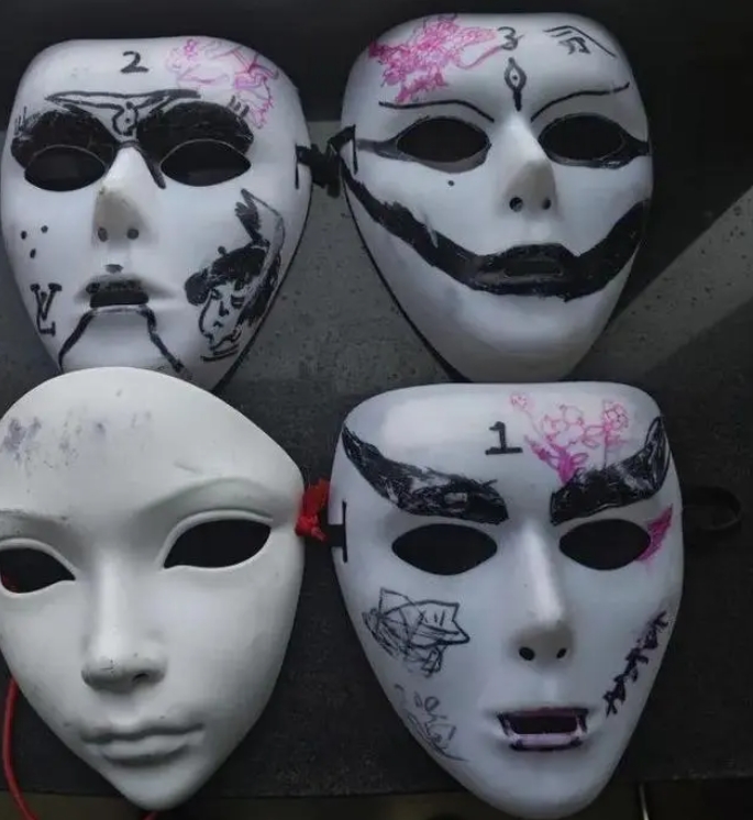 山西吕梁汾阳:“鬼脸”面具盗窃团伙被抓获!