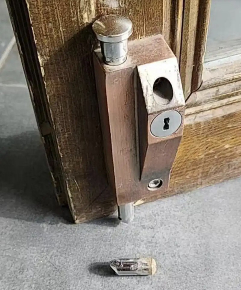 山西一古城上演“撬锁开灯”,好经是怎么念歪的?