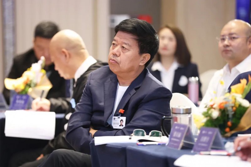 世华学院姜岚昕 高度褒扬晋南钢铁总裁张天福