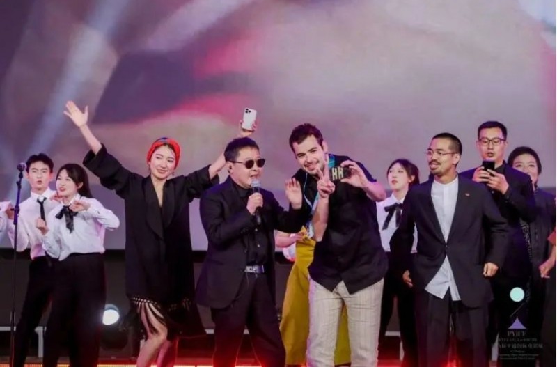 微信截图_20250227162915