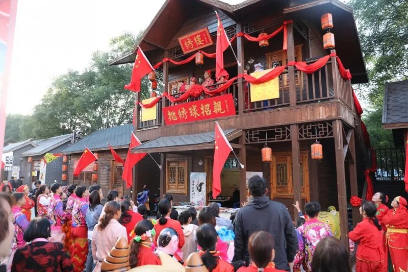 五一乐游振兴小镇 民俗盛宴点亮上党