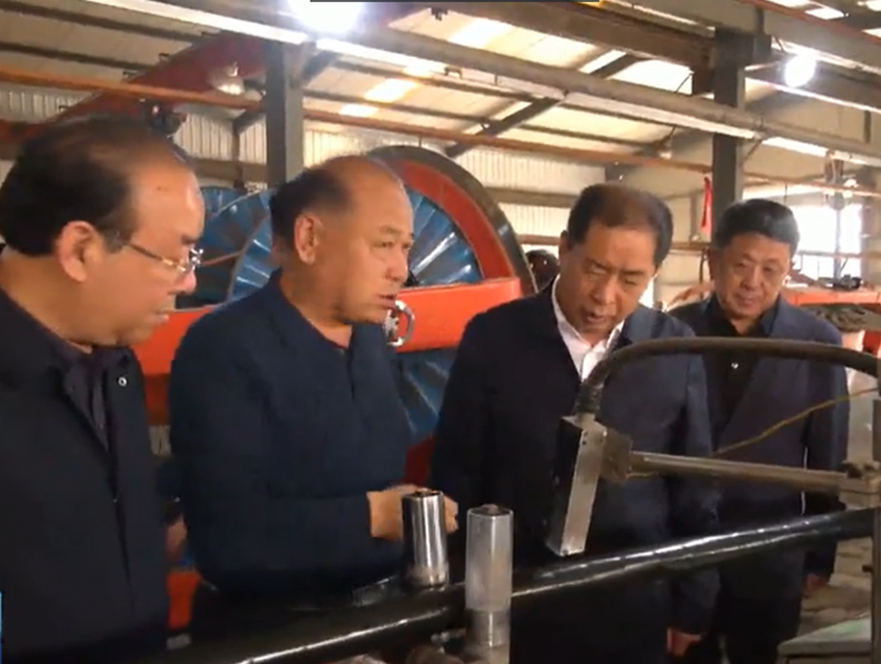 盐湖区委副书记、区长彭梦森强调要树立“服务企业就是服务发展”的理念