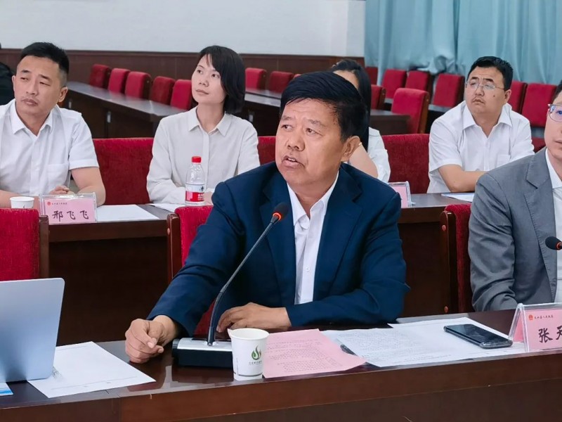 晋南钢铁张天福向文水钢结构协会筹备组捐赠焊丝30吨