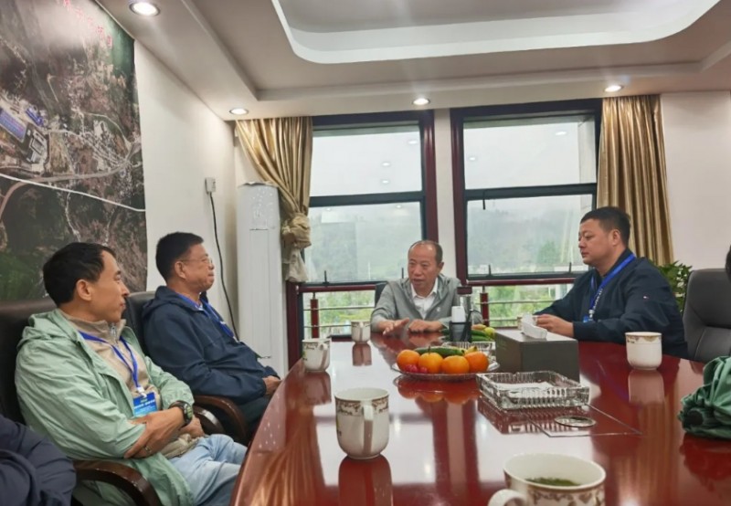 贵州省山西商会应邀出席美锦华宇煤焦氢二期点火烘炉仪式