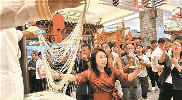 “怡然见晋中”首届晋中面食大赛精彩启幕