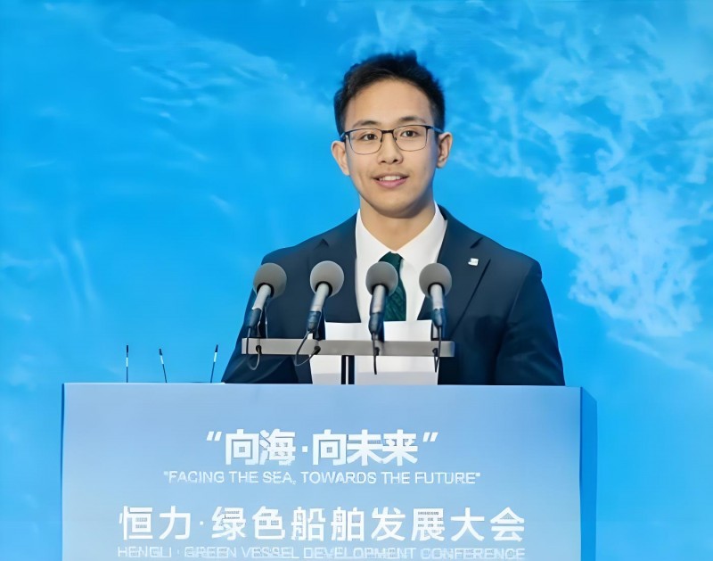 江苏首富24岁儿子，任550亿市值公司总经理！A股4名“00后”总经理均系继承父业