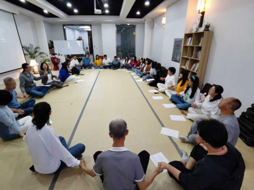 东灵缘心理咨询服务（总店）荣获 2025年度山西首届《专业心理咨询服务之星》评选活动冠军11