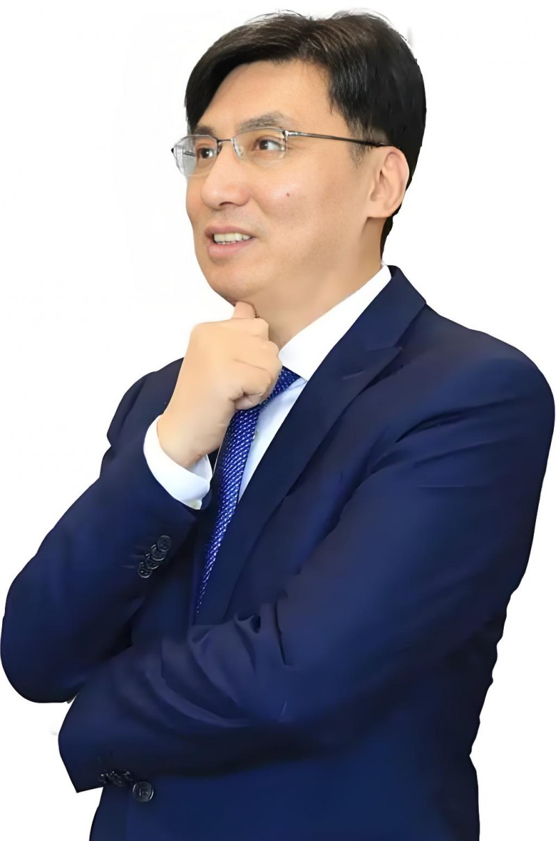 涉嫌侵占公司1.9亿元资金，张宝被批捕！他是大学博导，从教书到经商，成为上市公司董事长和实控人