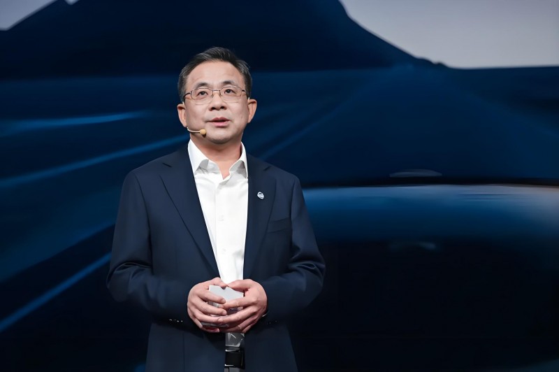 王晓秋 江苏昆山人 上海汽车集团董事长