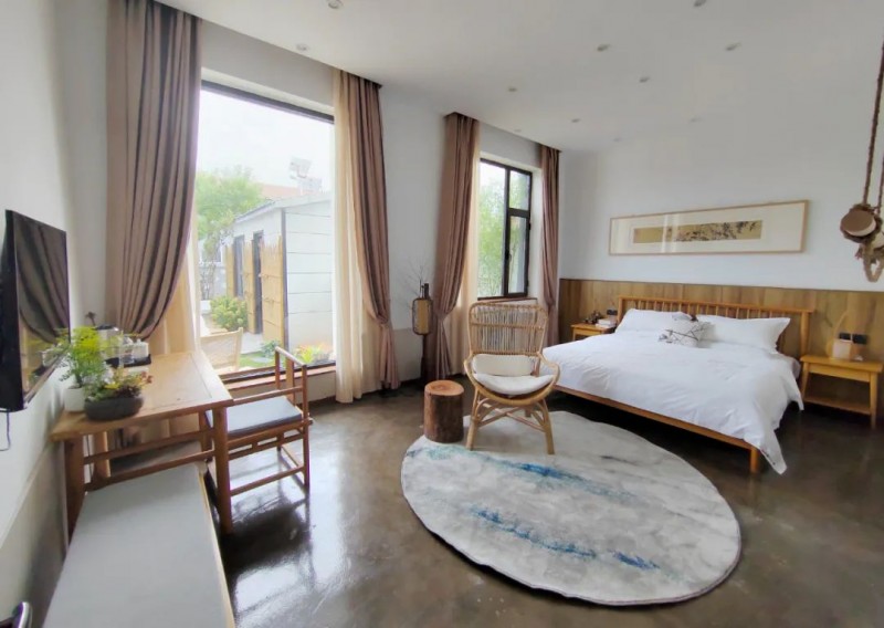 国庆中秋去哪嗨？振兴小镇放大招：演唱会+歌手赛+汉婚大典+奇幻巡游，玩出新鲜感！