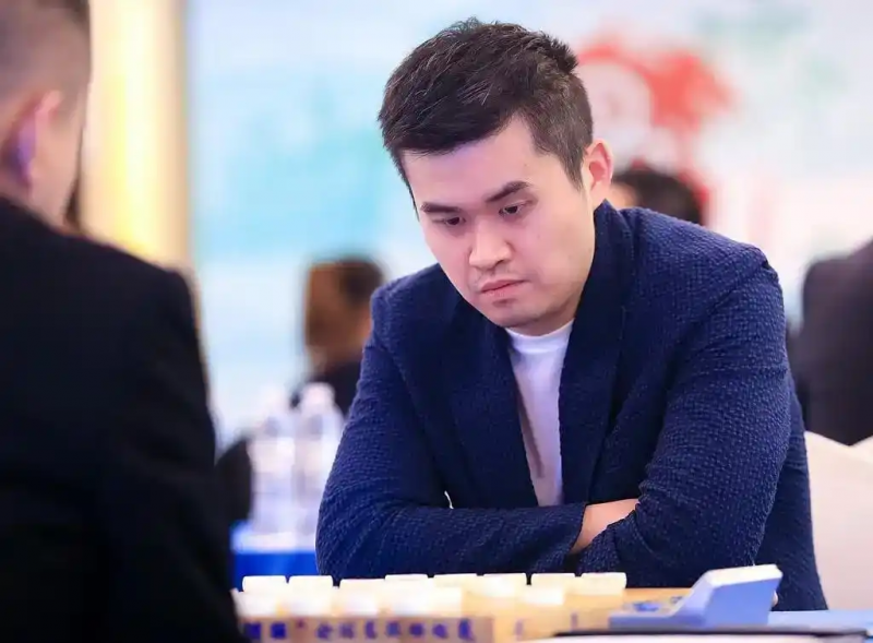 中国象棋“买卖棋”案开庭宣判，王天一认罪认罚