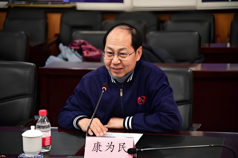 突发！59岁董事长被留置，从事科研20多年，曾向母校捐赠2.4亿元股票