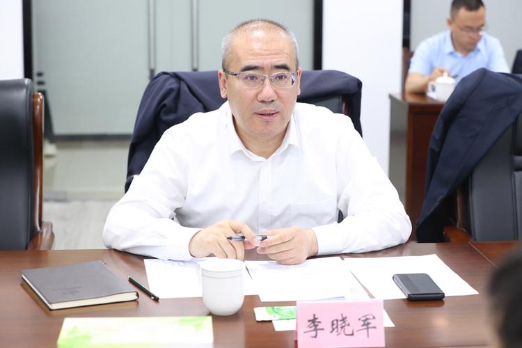 李晓军毕业于山西财经学院会计学专业 山西神农科技集团董事长