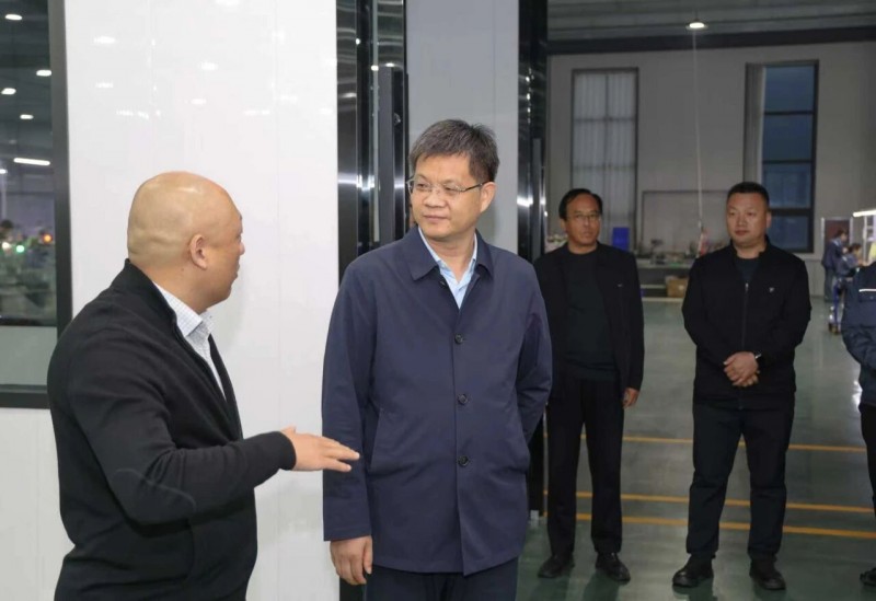 山西省长治市壶关县委书记张宏方调研项目建设工作并开展入企服务