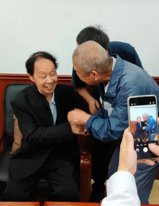 微信截图_20251010172516