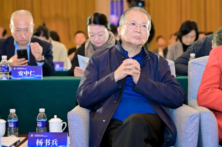 微信截图_20251106164510