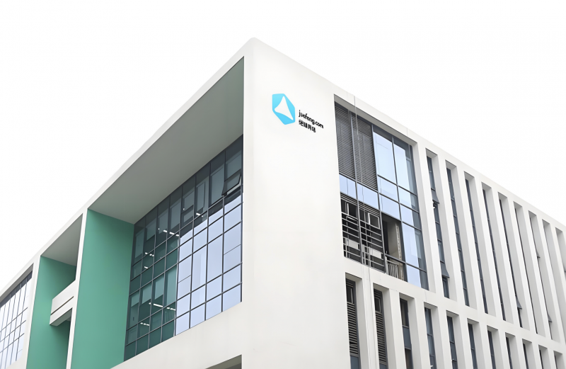 刘振宇-2025百名优秀晋商人物 陕西绝顶人峰网络科技有限公司董事长 推荐机构陕西省山西商会