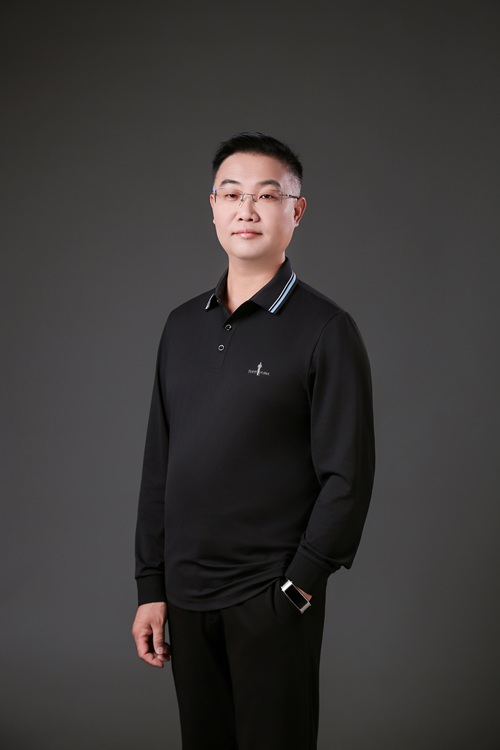 薛鹏飞-2025百名优秀晋商人物 山西千百度科技科技有限公司董事长 推荐机构晋商俱乐部临汾中心