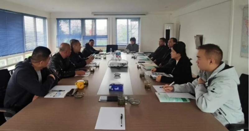 通江县招商局领导到访终身荣誉会长单位同兴集团座谈交流 共商产业合作新机遇