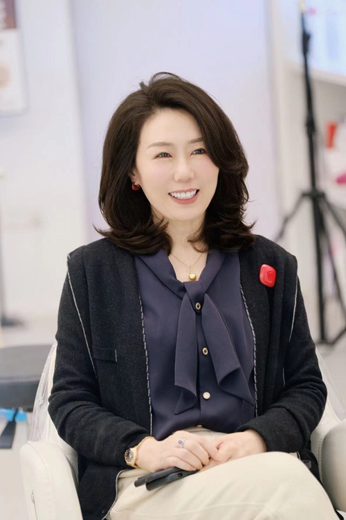 陈洪-百名优秀晋商人物 武汉九谷酒行连锁有限公司董事长 推荐机构湖北省晋商商会