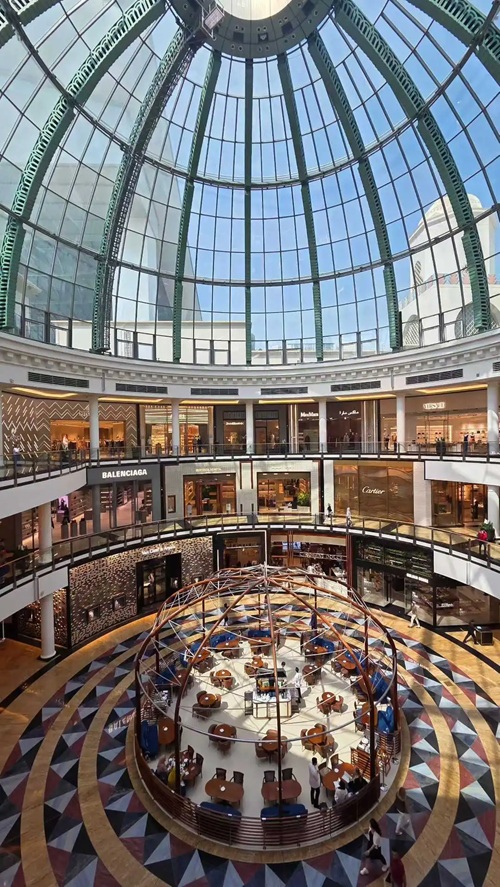 “沙漠明珠”炼成记：阿联酋购物中心如何常青二十年？