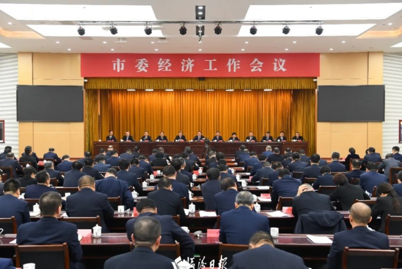 山西 | 霍州市委经济工作会议举行 李云峰王延峰讲话 王渊艾凌宇郝忠祥出席