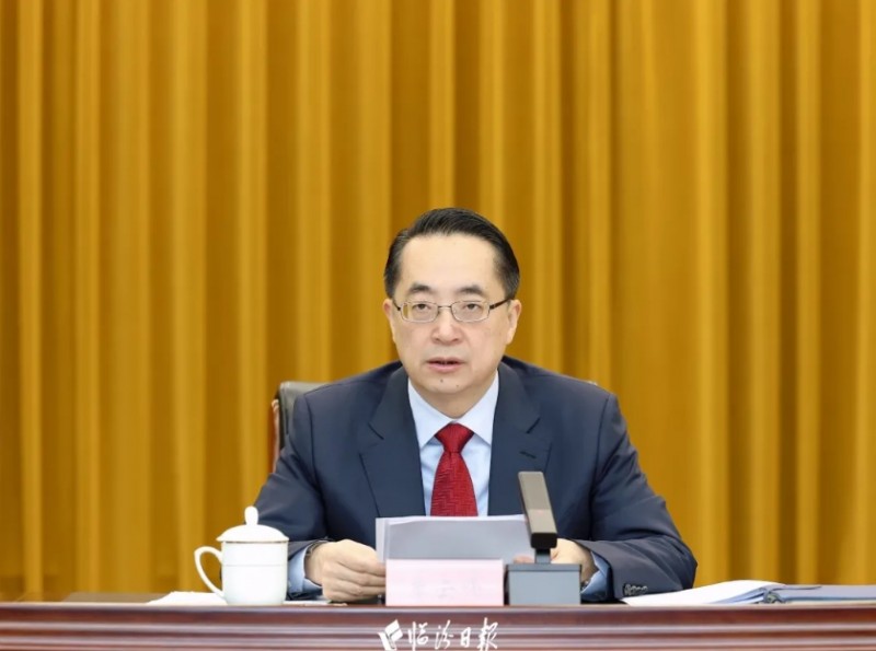 山西 | 霍州市委经济工作会议举行 李云峰王延峰讲话 王渊艾凌宇郝忠祥出席