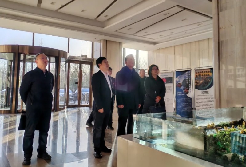 山西省政协闫晨曦副主席一行走访山西省政协委员、山西省甘肃商会会长赵震鹏