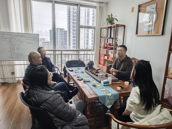 中国晋商俱乐部秘书长刘文斌走访河南省晋商会秘书长张佛廷企业一生康宁