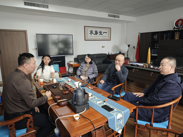 中国晋商俱乐部秘书长刘文斌走访河南省晋商会秘书长张佛廷企业一生康宁
