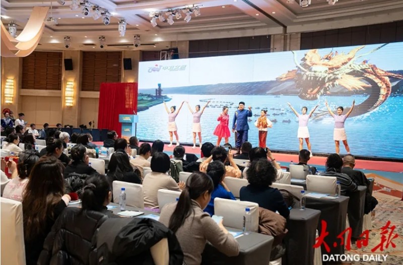 山西大同“牵手”中卫!早上看石窟,下午去滑沙