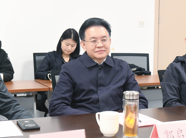 河南省总商会副会长、河南省晋商会会长郭启文发言