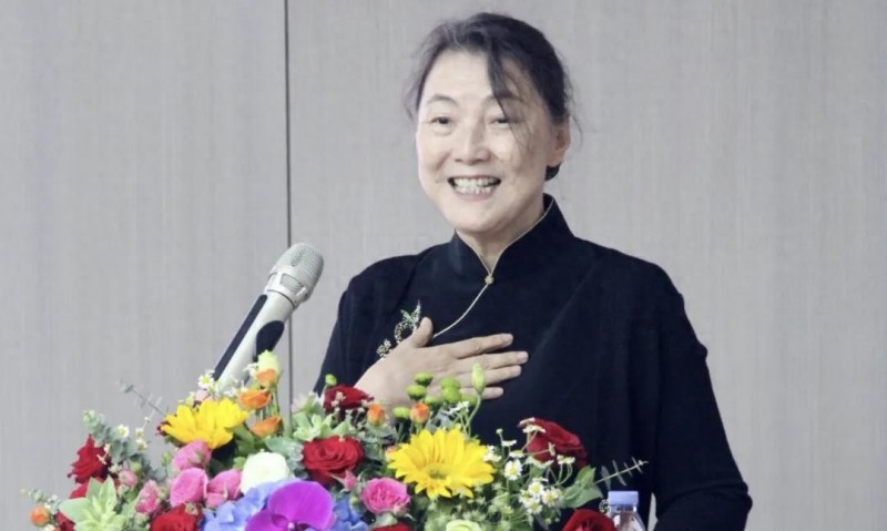 二次&ldquo;出山&rdquo;后三个多月，72岁董事长被立案，公司已四年连亏近8亿元，最新预计去年或亏近4亿元