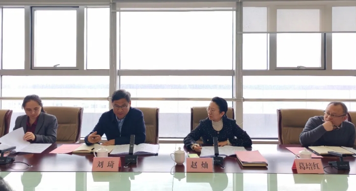 郭启文会长应邀参加省发改委异地商会座谈会 为河南民营经济高质量发展建言献策