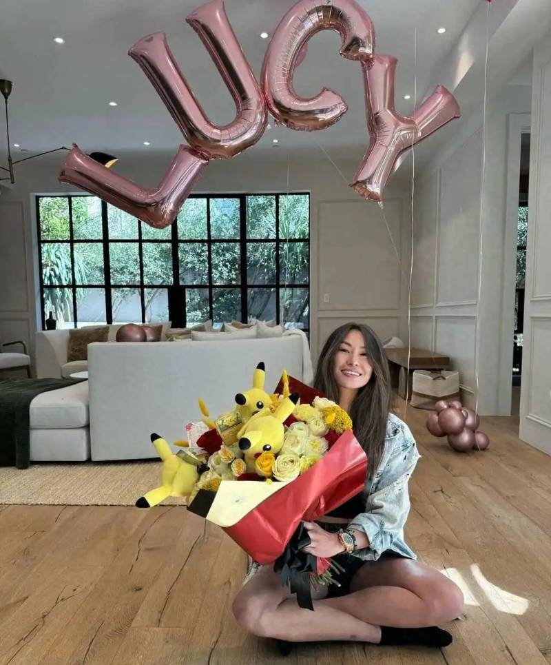 90后女首富诞生