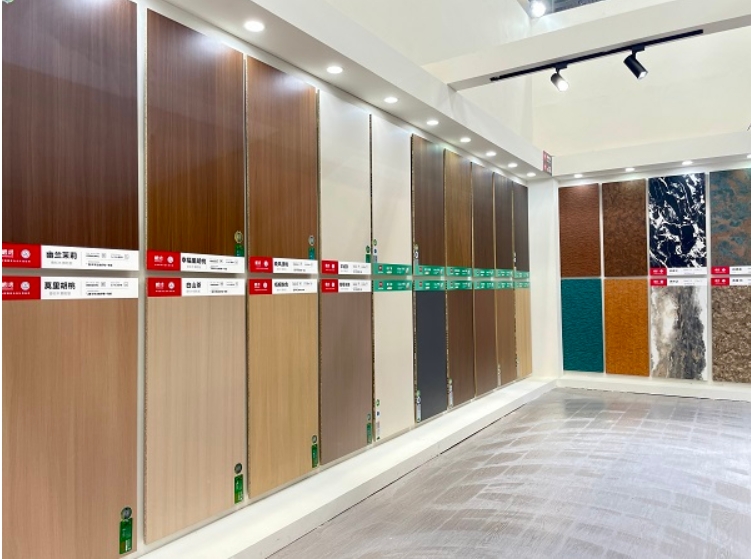 鹏鸿板材石家庄郑州双城首发，茶香板与传奇系列引爆关注