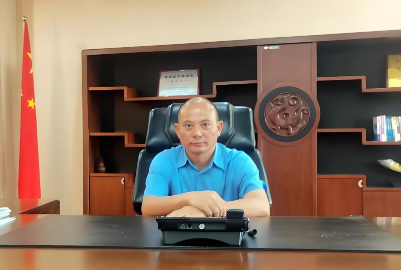 曾巧 重庆市曾巧食品有限公司董事长、法人代表