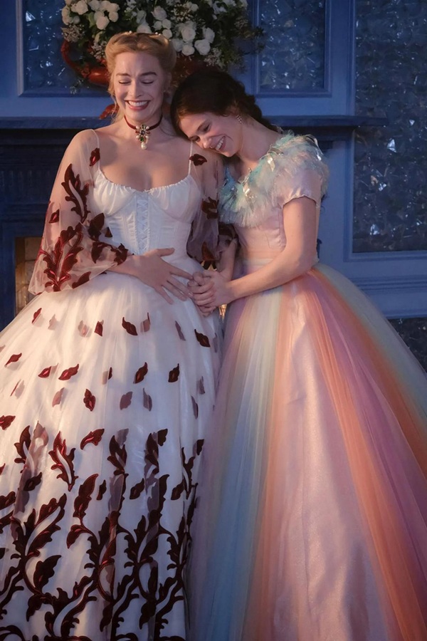 新版《呼啸山庄》不需要你看原著，看过短剧你就懂