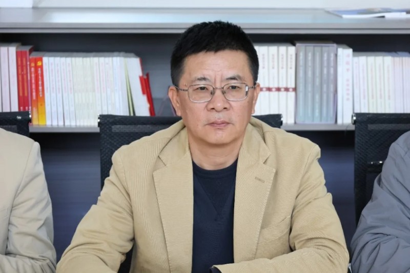 清徐县委书记李京京一行到访四川省山西商会