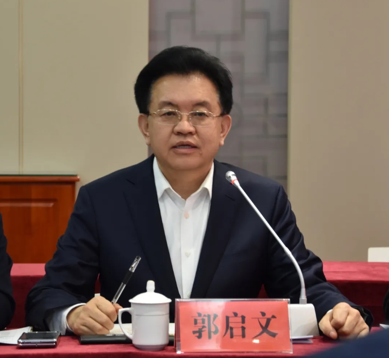 《当代晋商发展史》课题组组长郎宝山莅临河南省晋商会 共商编纂事宜