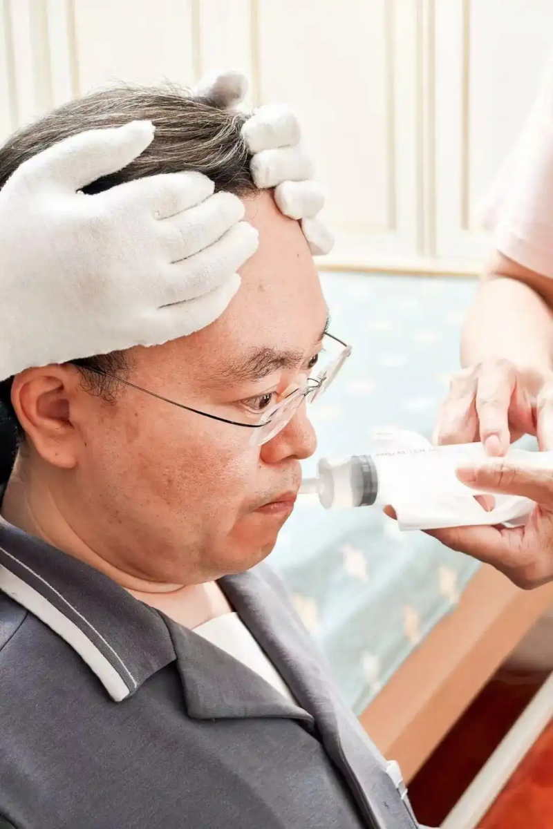 每天用眼控仪工作十几个小时,蔡磊要死磕渐冻症到最后一刻2