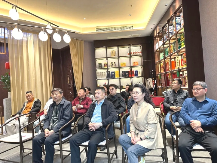 湖北省晋商商会走访华中青花汾酒体验中心