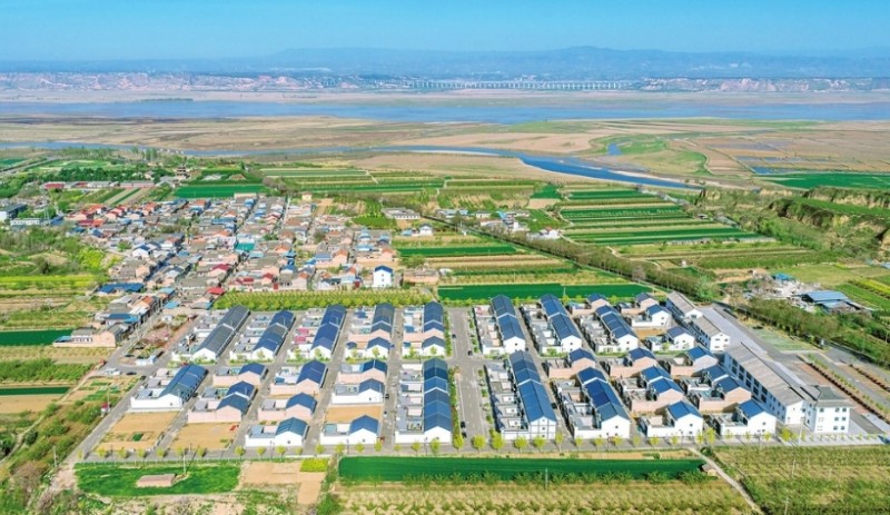 山西万荣县：旅游兴 村容靓