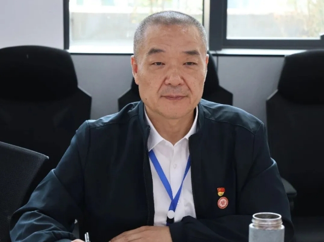 四川省山西商会成功召开2025年度党支部组织生活会暨商会领导班子履职述职会议