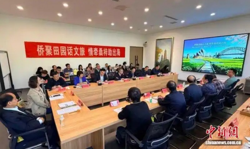 座谈交流会现场。杨杰英 摄